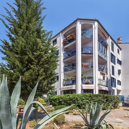 Gorgeous Apartment In Pula With House Sea View Extérieur photo