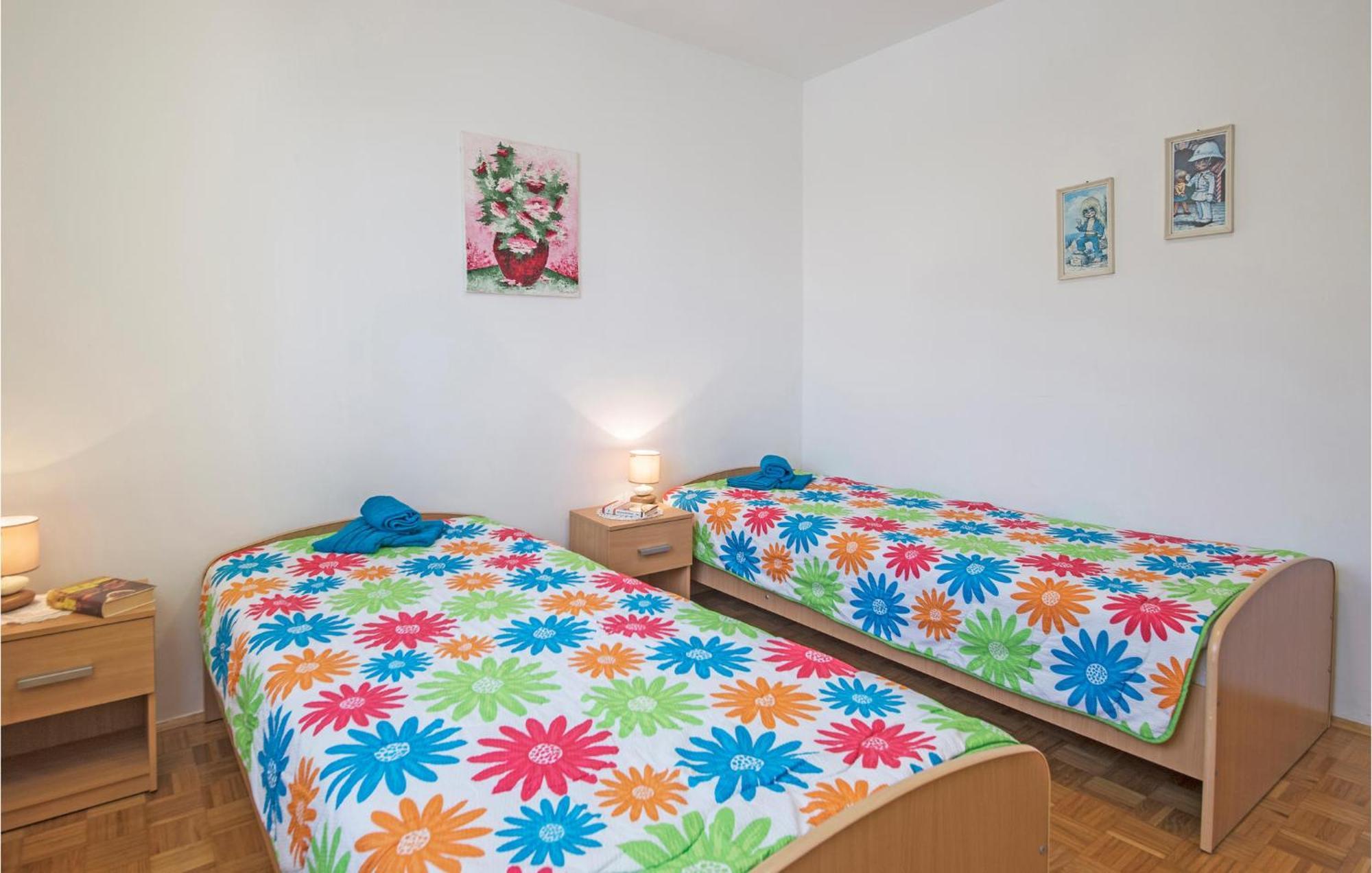 Gorgeous Apartment In Pula With House Sea View Extérieur photo