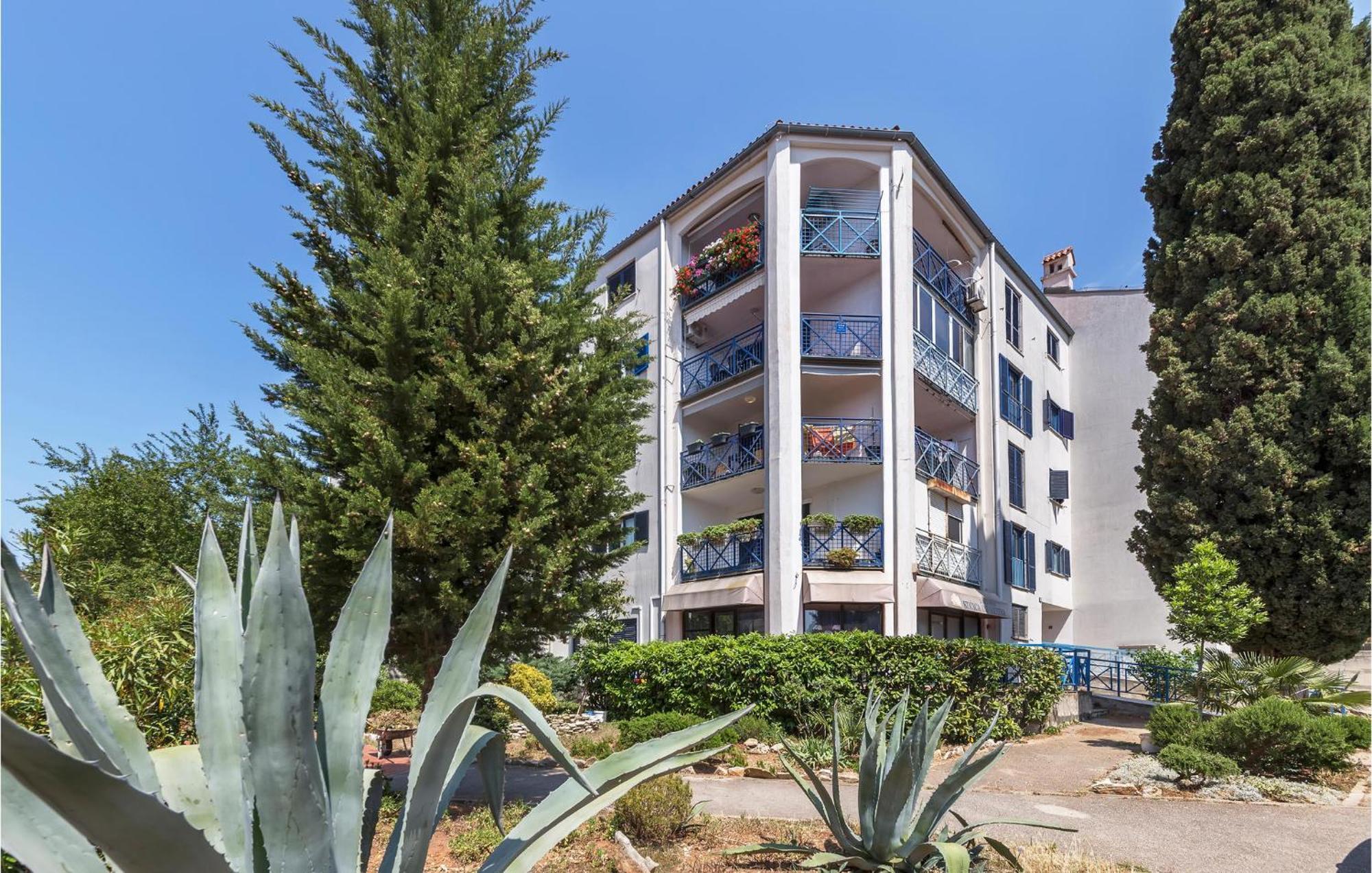 Gorgeous Apartment In Pula With House Sea View Extérieur photo
