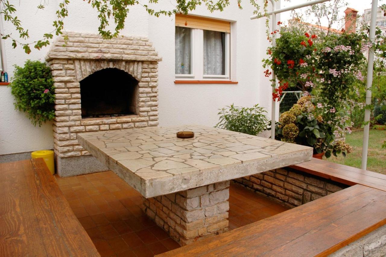 Gorgeous Apartment In Pula With House Sea View Extérieur photo